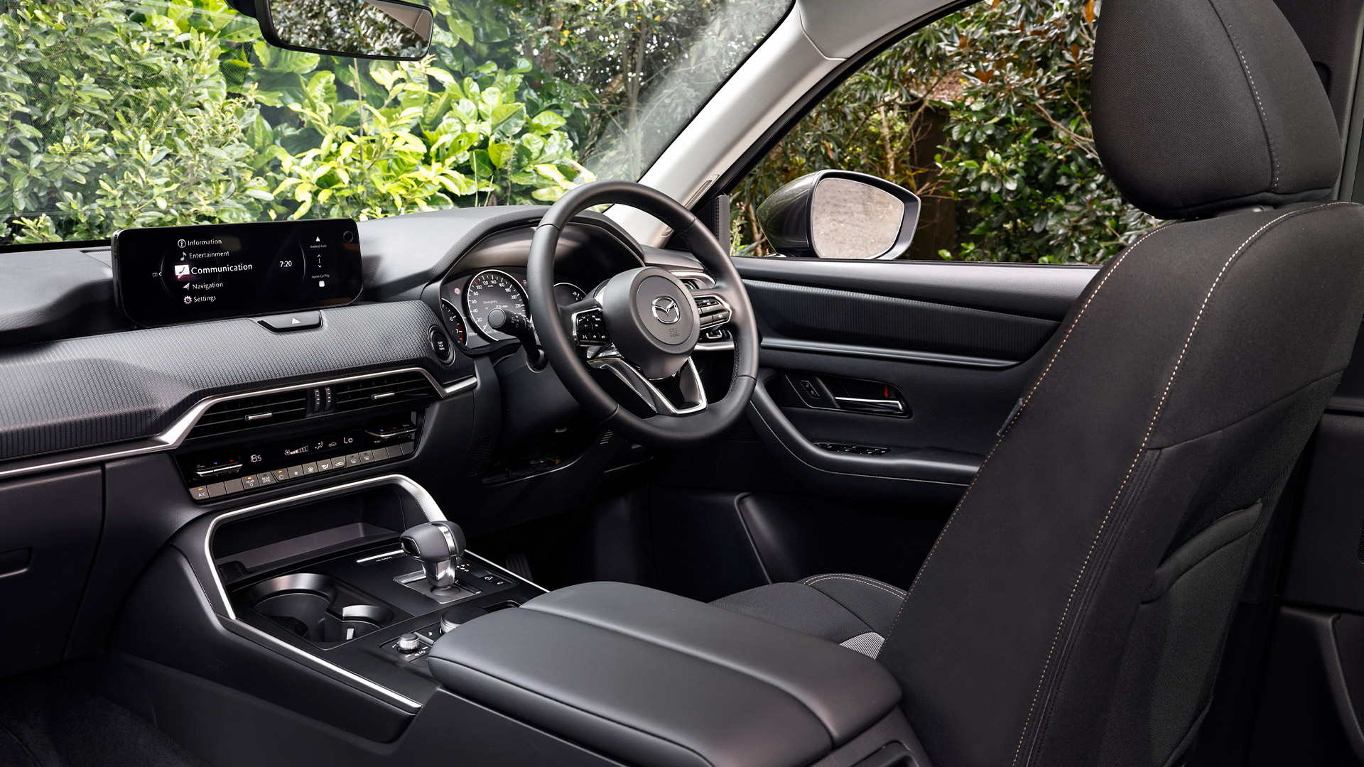 CX-80-Interior-dash.jpg