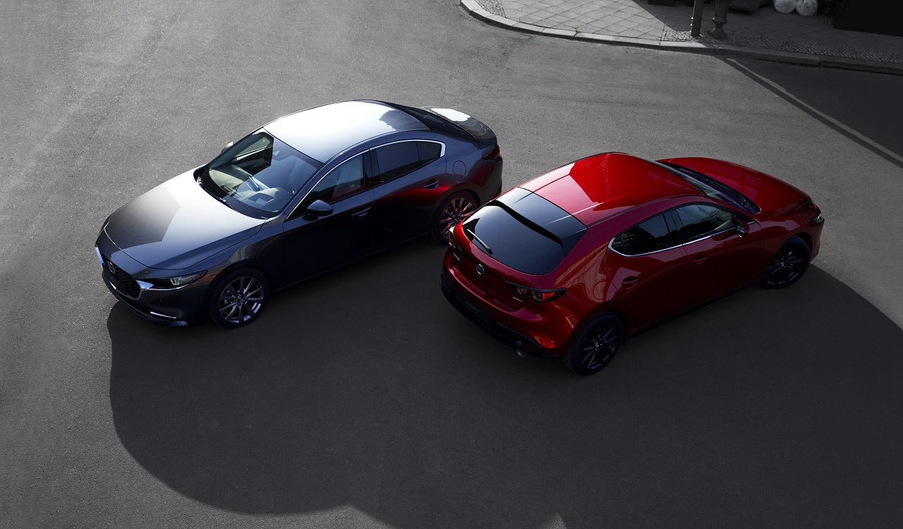 2023_Mazda3_IPM4_GER_LHD_BRD_C28_HB_SDN_EXT.jpg