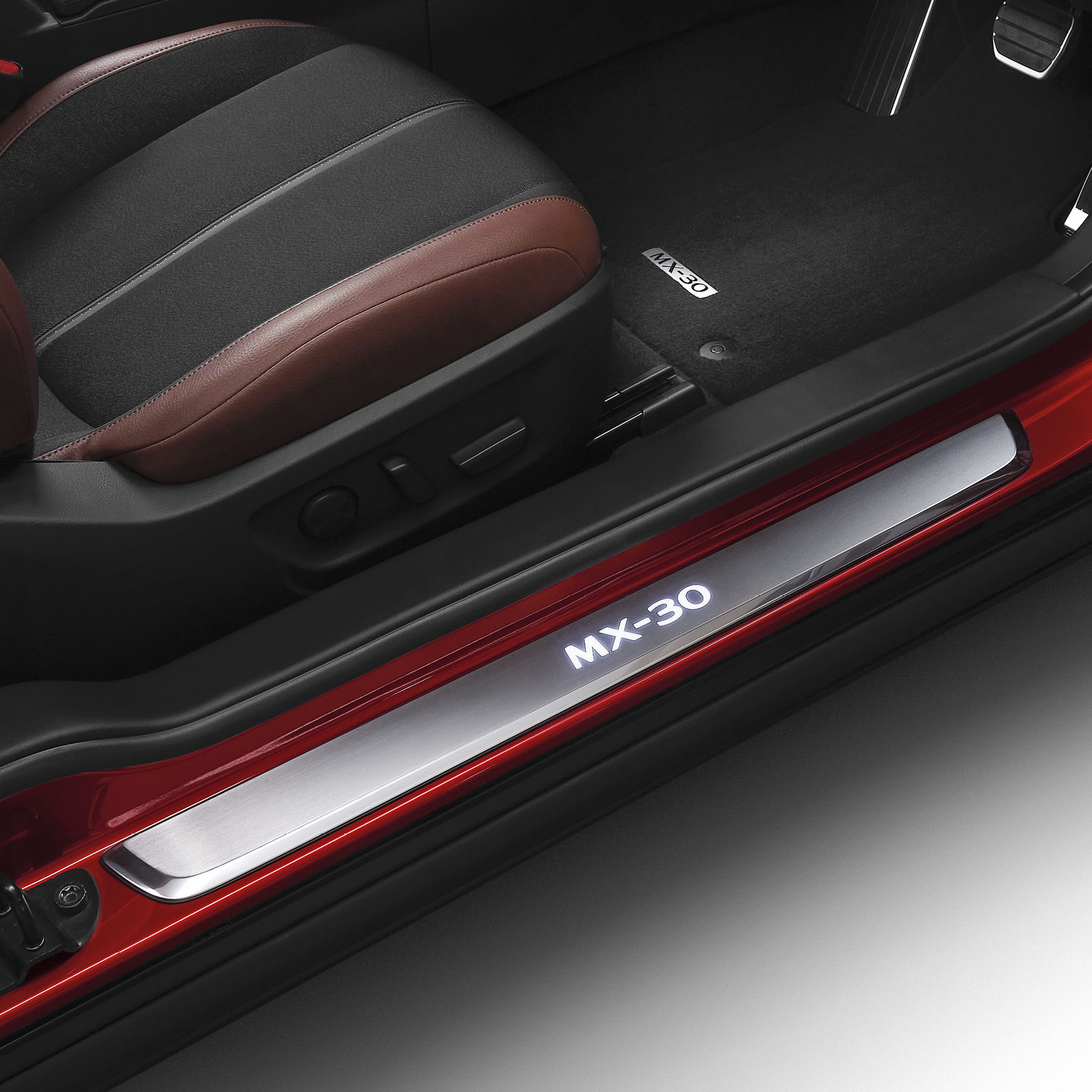 DN4JV1370 Illuminated Scuff Plate Mazda Accessories