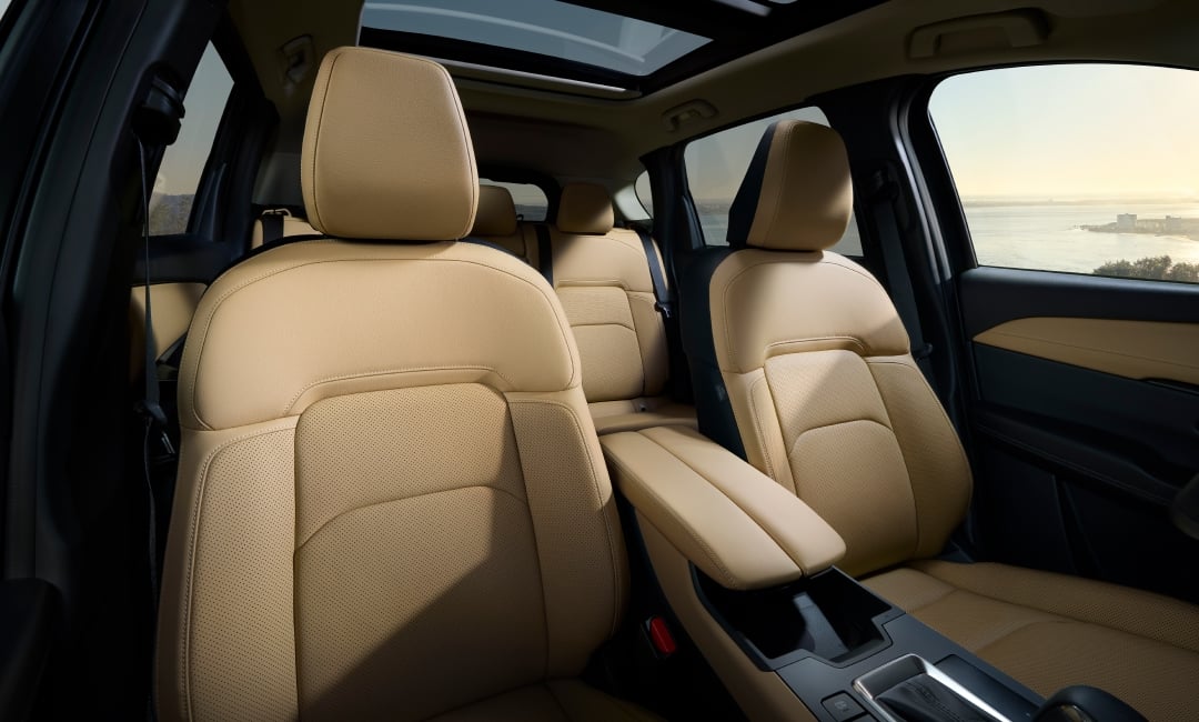 New CX-5 Reveal Image article 1080x650 (8).jpg