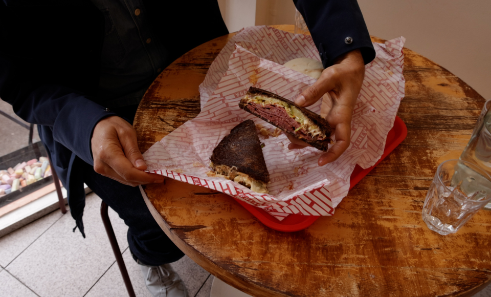 Sandwich 960 x 580.png